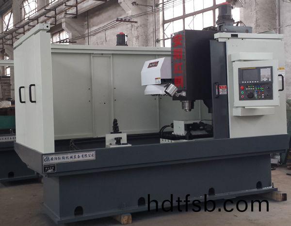 前軸鎖銷(xiao)孔專用加工