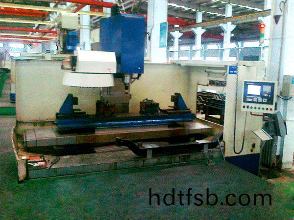 前軸(zhou)十孔(kong)加工(gong)專用立(li)式加工